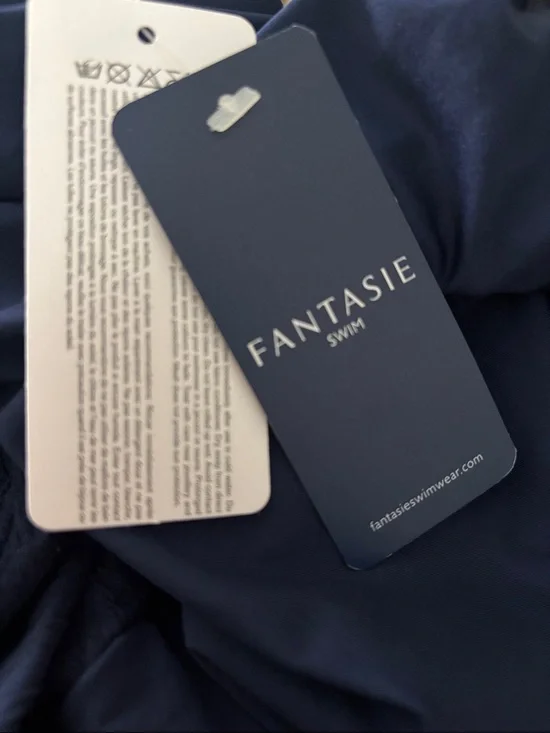 NWT Fantasie OttawaTwist Front Swimsuit
Ink Blue -Sz Med. -Underwire Bra Support - Picture 5 of 5